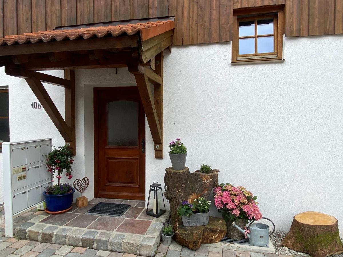 Neurenovierte Ferienwohnung Xaver Holzkirchen  Exterior foto